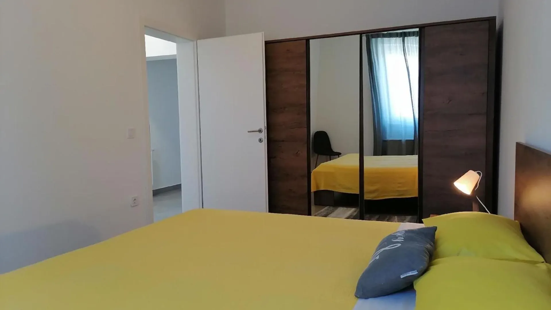 Apartment Moderne Ferienwohnung Dunja In Pula