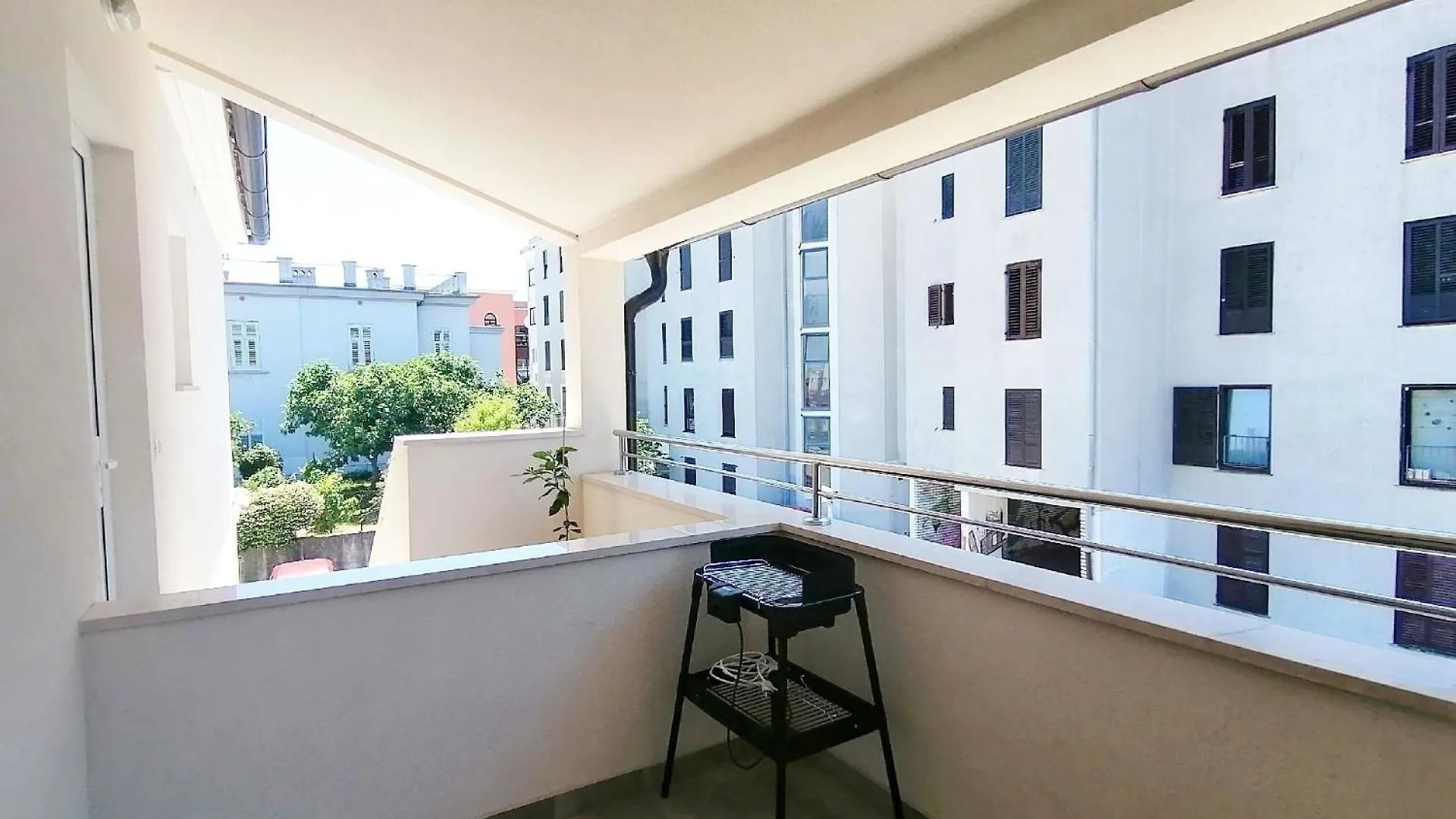 Apartment Moderne Ferienwohnung Dunja In Pula