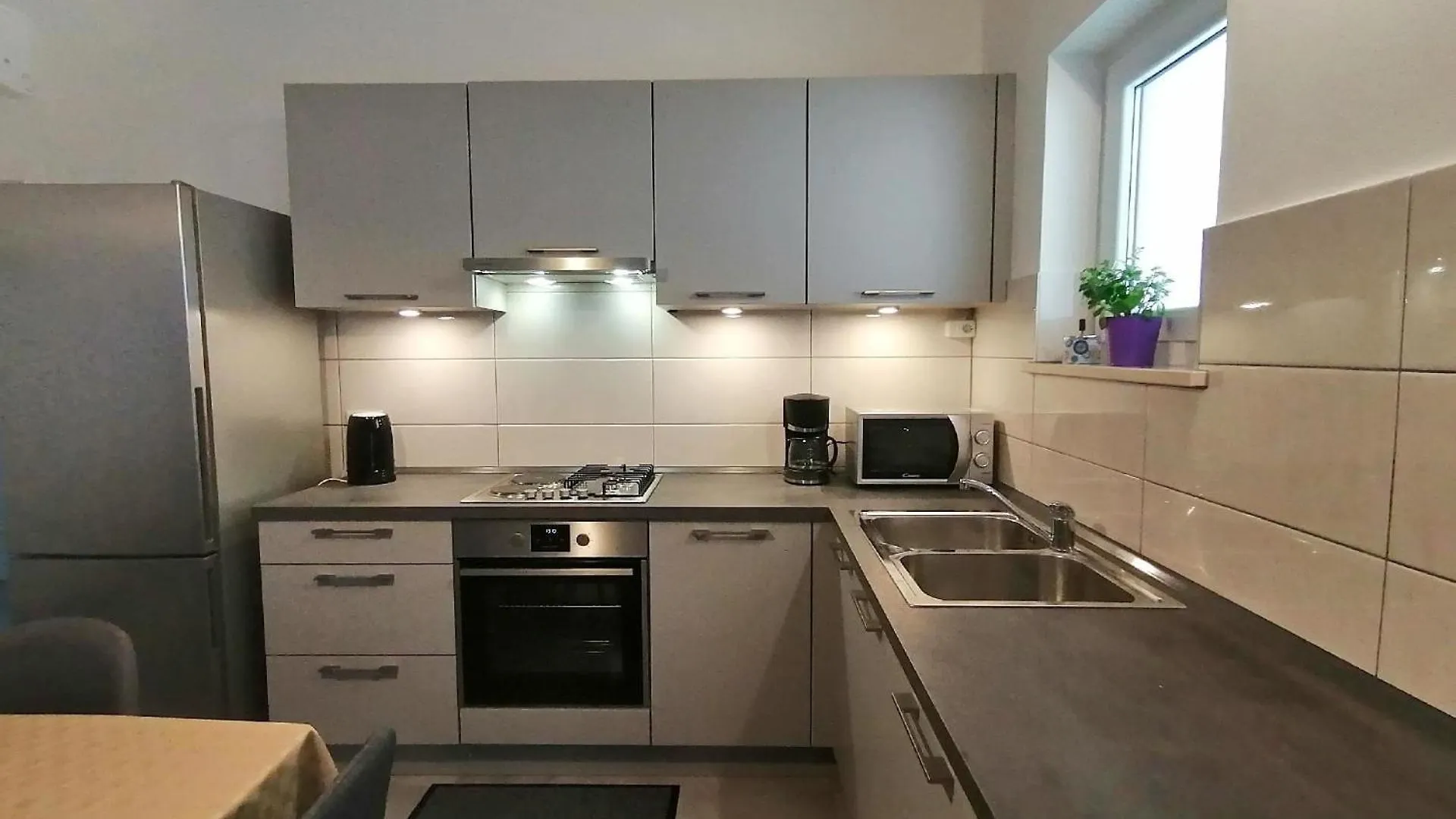 Moderne Ferienwohnung Dunja In Pula