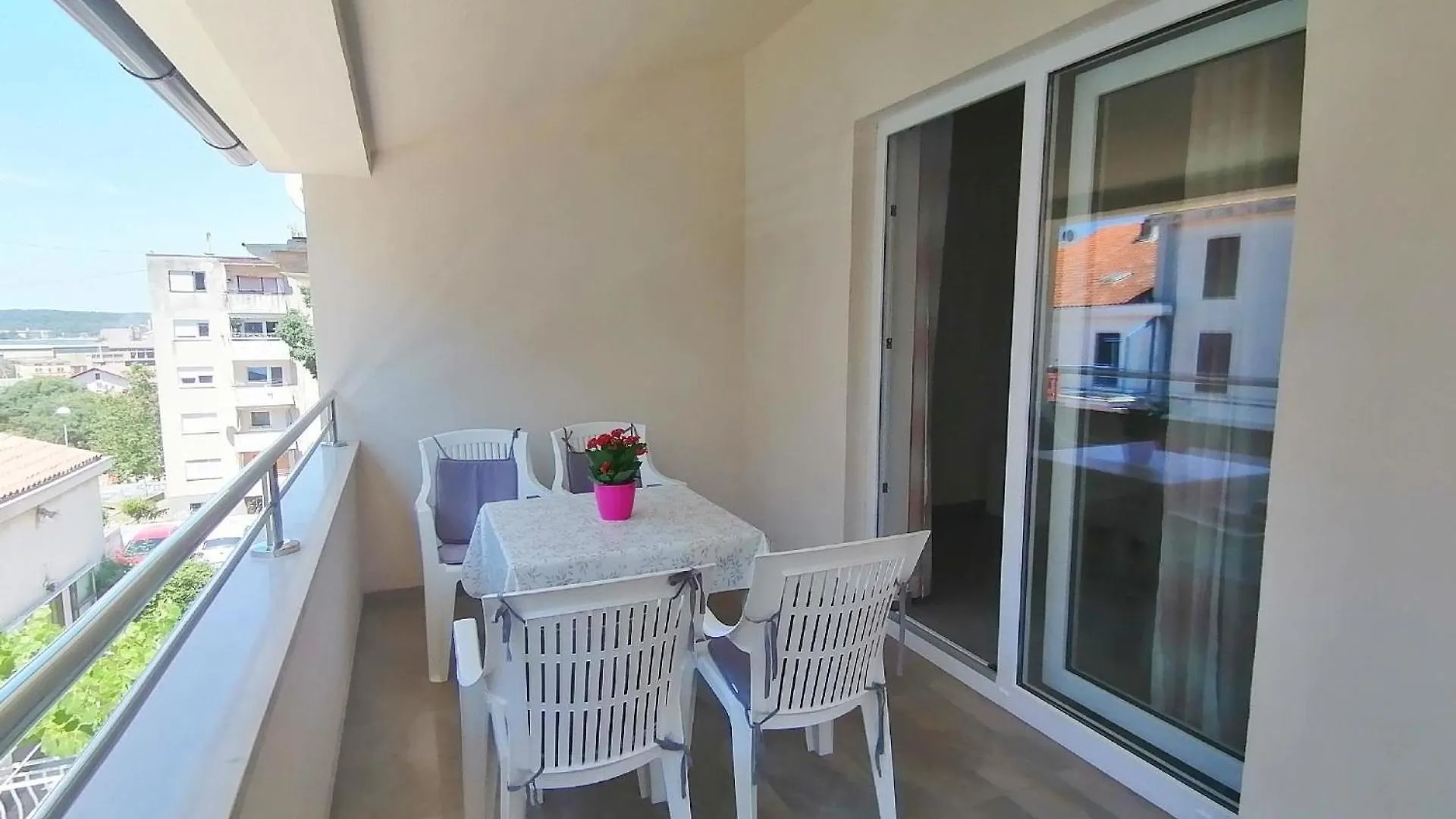 Moderne Ferienwohnung Dunja In Pula Apartman